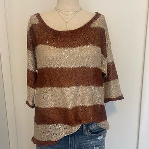 BKE - Fun sequin sparkle top Size:Small